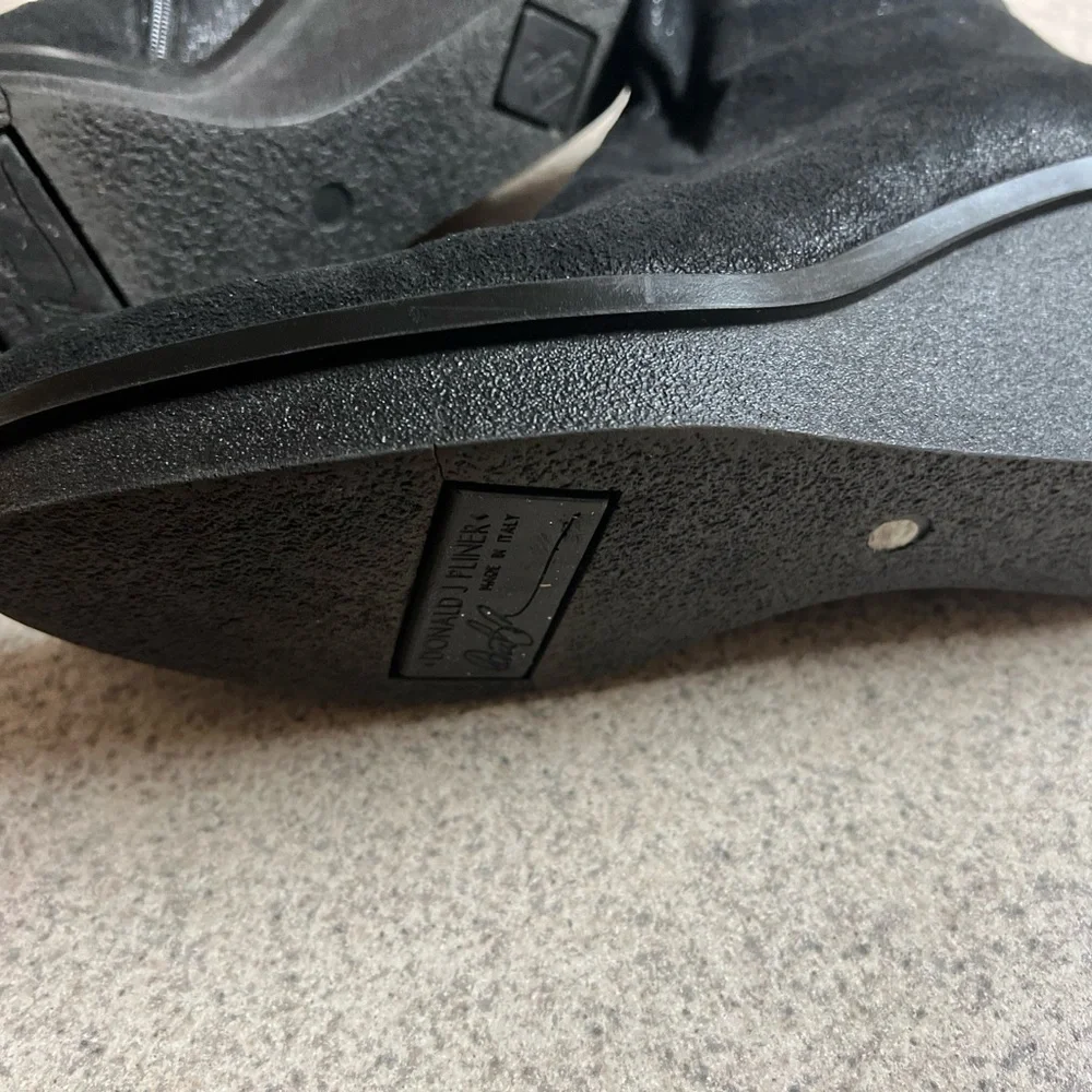 Donald J. Plainer Black Wedge Ankle Boots size 10
